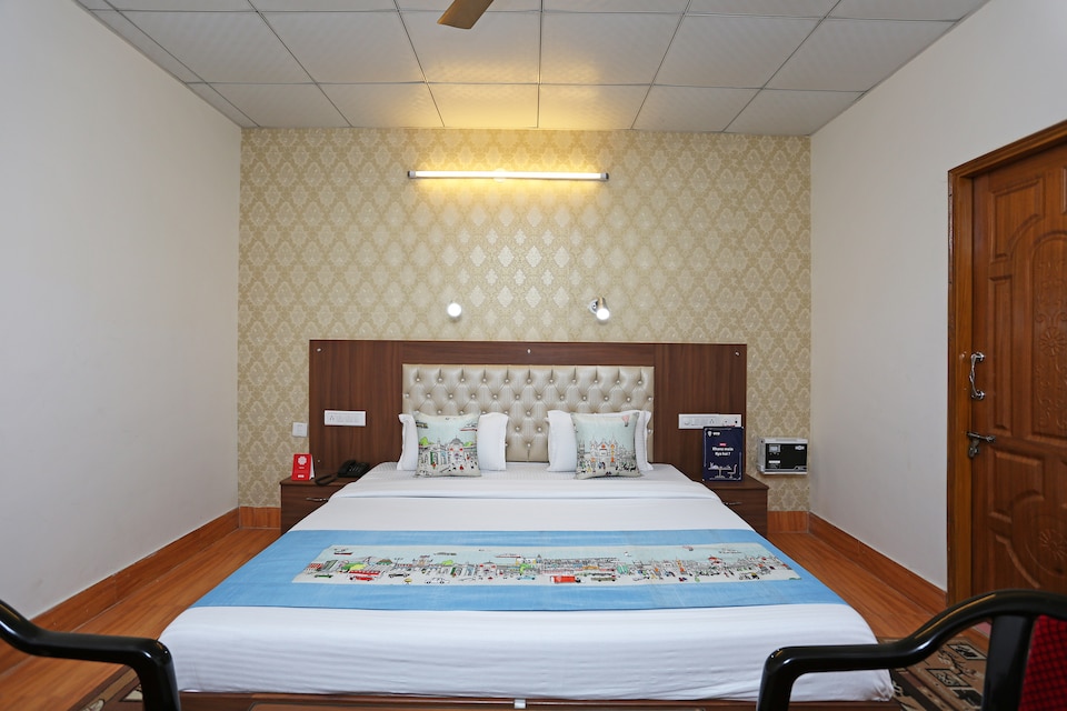OYO Shobha Palace Guest House, GMS Road Dehradun, Dehradun