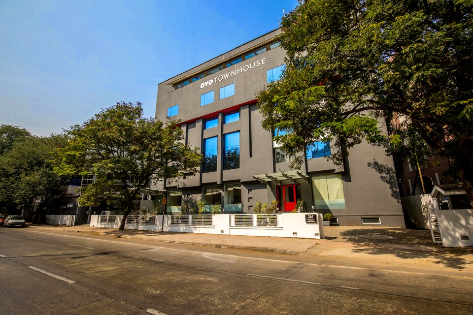 OYO Townhouse 022 Koregaon Park Pune, Koregaon Park Pune, Pune