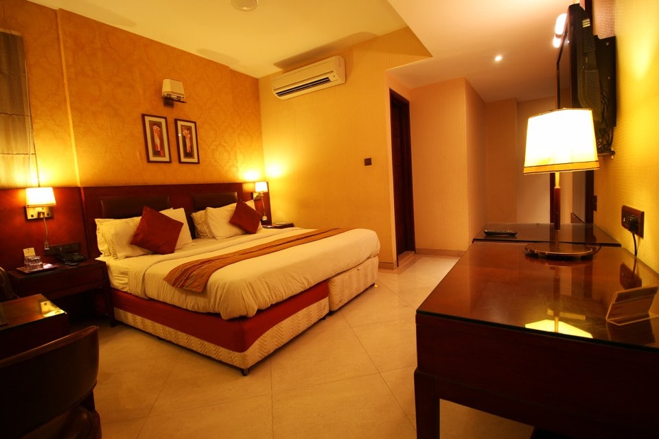 Capital O 26257 Hotel DRH Regency, Ashram Road-Usmanpura-Elisbridge-Navrangpura-Kalupur, Ahmedabad