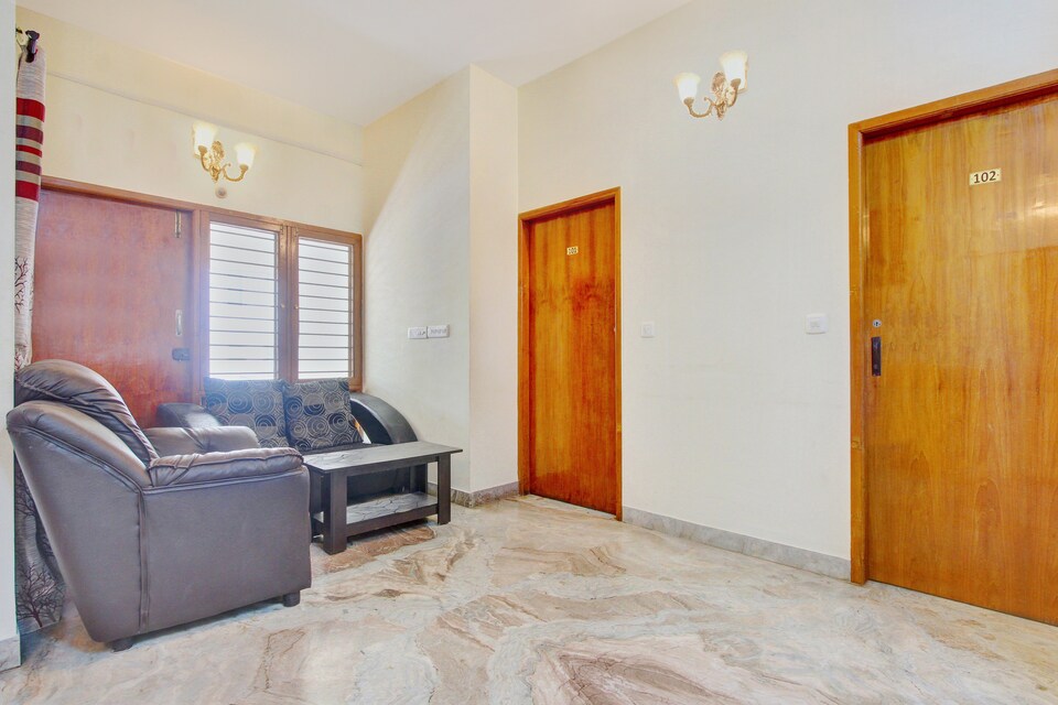 OYO 9250 Green Suits, Indiranagar Extension Bangalore, Bangalore