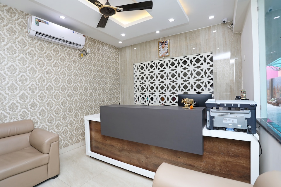 Capital O 9344 Hotel Gangotri, Swargdwar Puri, Puri