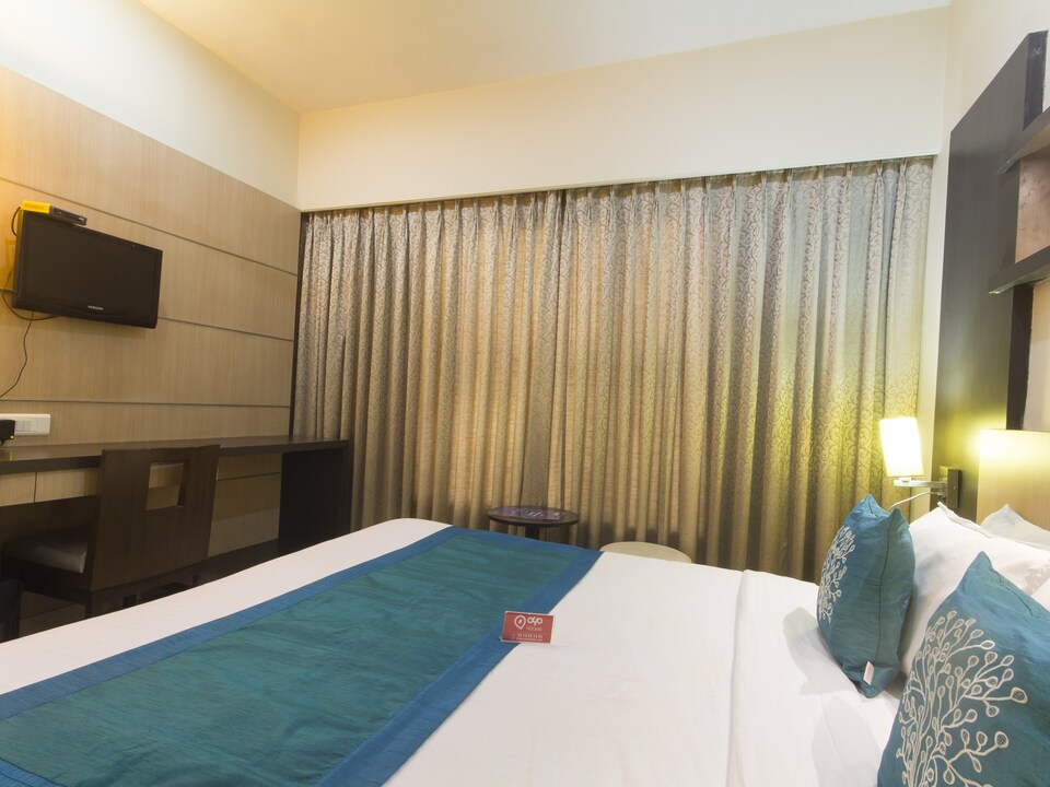 OYO 1285 Hotel Monarch Guestline, Mumbai-Airoli-Ghansoli-KoperKhairane, Mumbai
