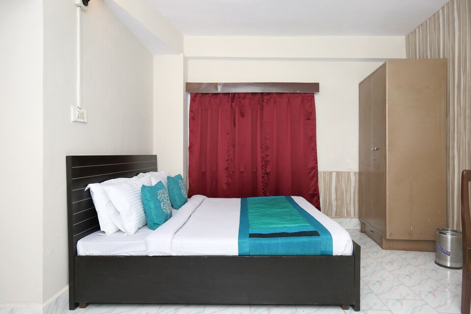OYO Home 10404 Mall Road 3BHK, Shimla, Shimla