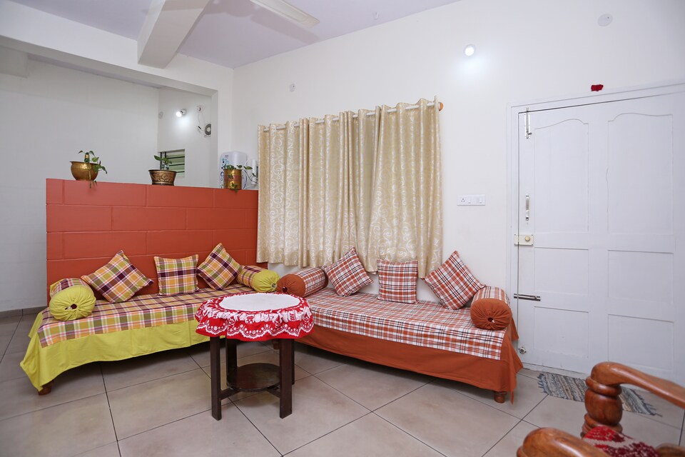 OYO Home 9376 Cozy 2BHK, Madikeri, Coorg