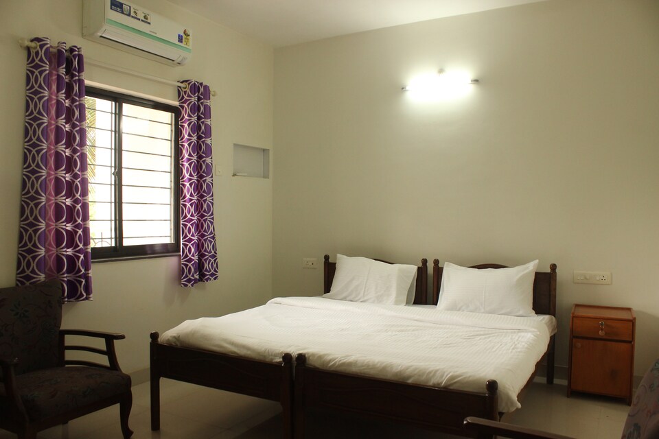 OYO 9283 Home 1 BHK Near LPK Club Candolim, Candolim Goa, Goa