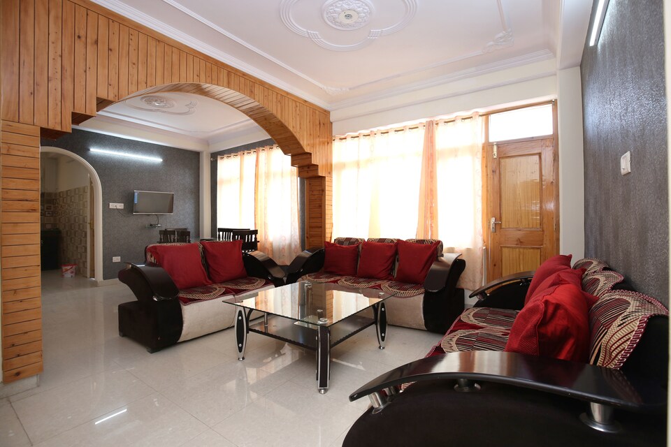 OYO Home 10083 Forest View 2BHK, Shimla, Shimla