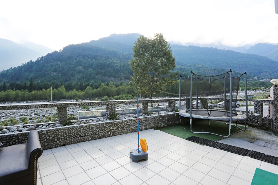 OYO 9392 Villa Riverine, Rohtang Highway, Manali