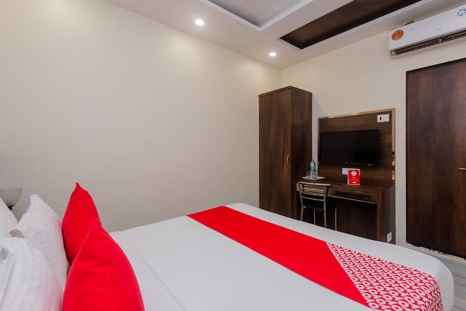 OYO 9327 Royce Executive, Mumbai Sion-Kurla-Ghatkopar, Mumbai