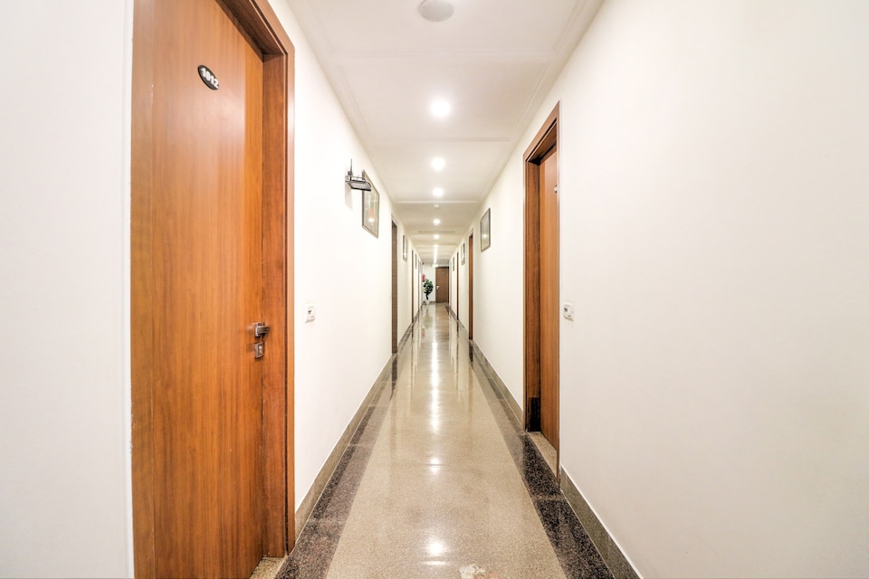 Hotel Skyway Inn, Airport Delhi, Delhi Transit