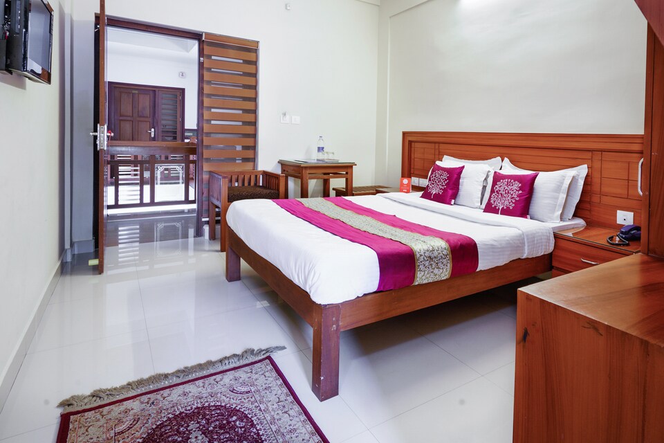 OYO 9404 Hotel White Fort, Mananthavady, Wayanad