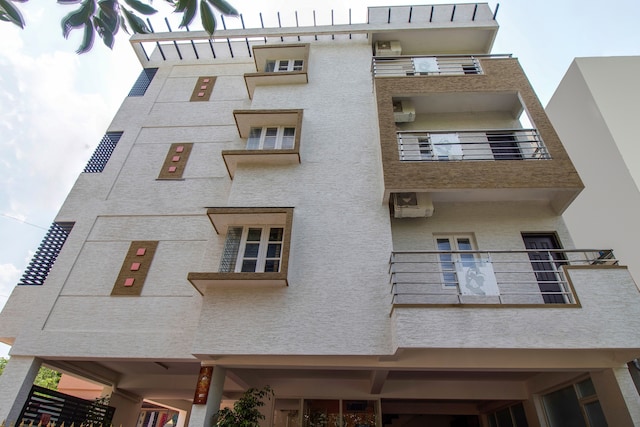 Hotel O SLN Homes