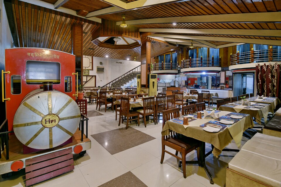 OYO 1294 Hotel Padmini International, Sigra, Varanasi