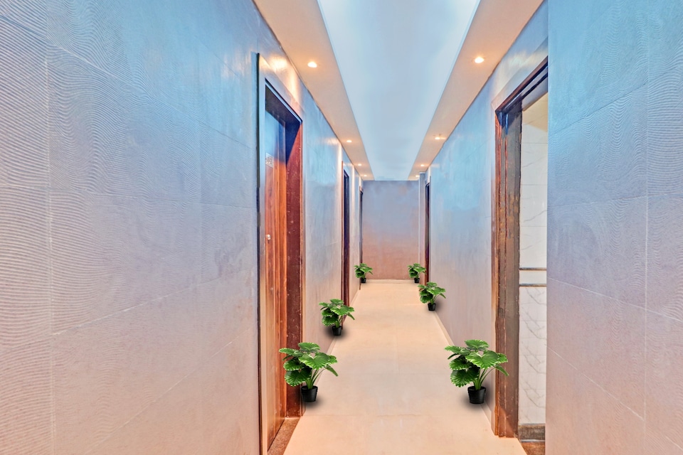 Collection O Hotel Dev Palace Near M2k Cinemas Rohini, Pitampura - Rohini Delhi, Delhi