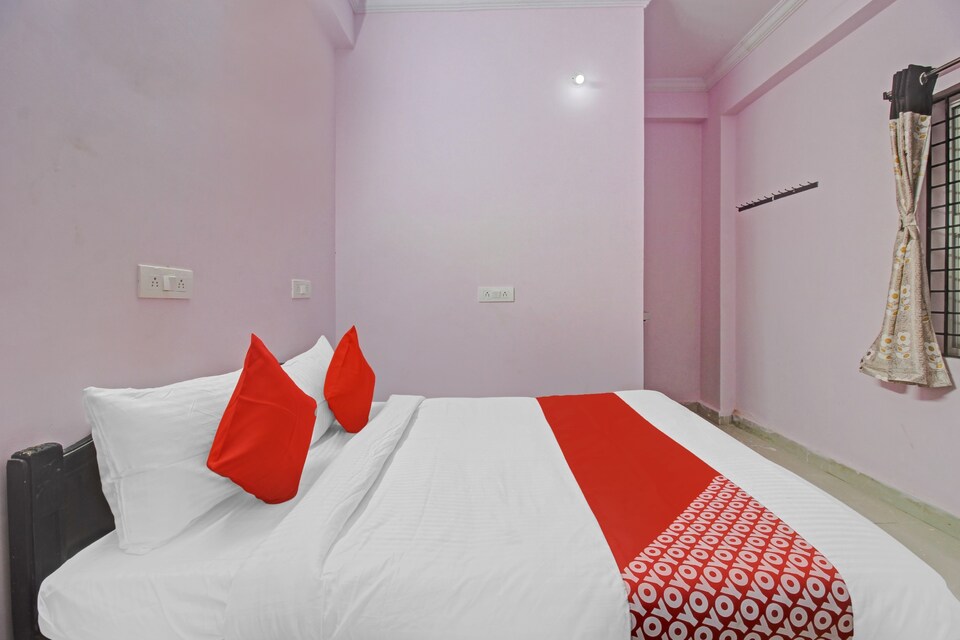 OYO Flagship 83371 Banu Rooms, Gachibowli, Hyderabad
