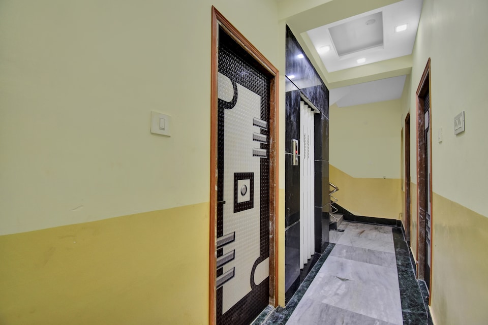 Hotel O Om Shanti International, Ruby Hospital Kolkata, कोलकाता