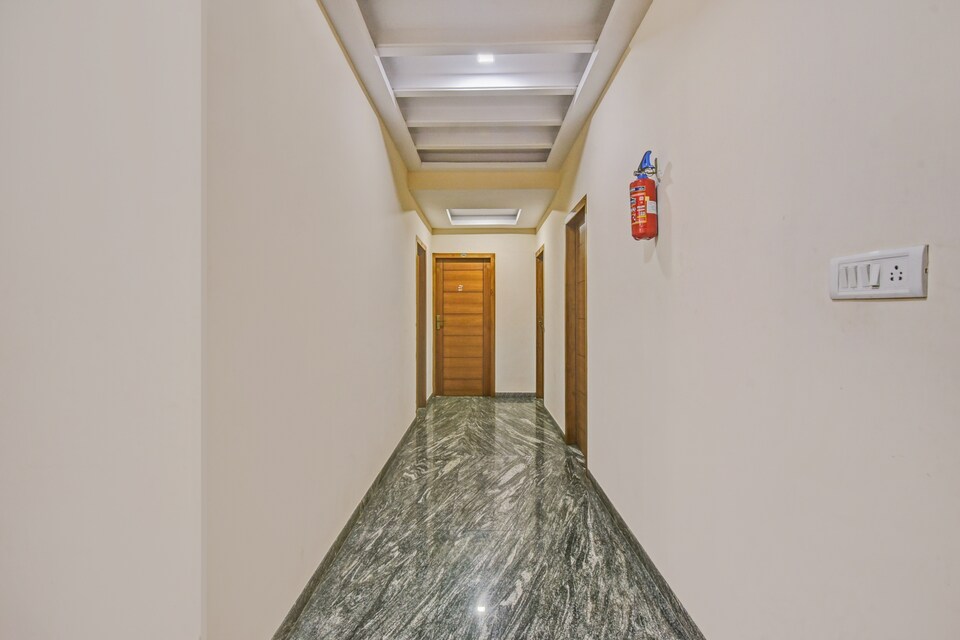 OYO Flagship 83384 Vijaya Grand, Nagarbhavi Bangalore, Bangalore