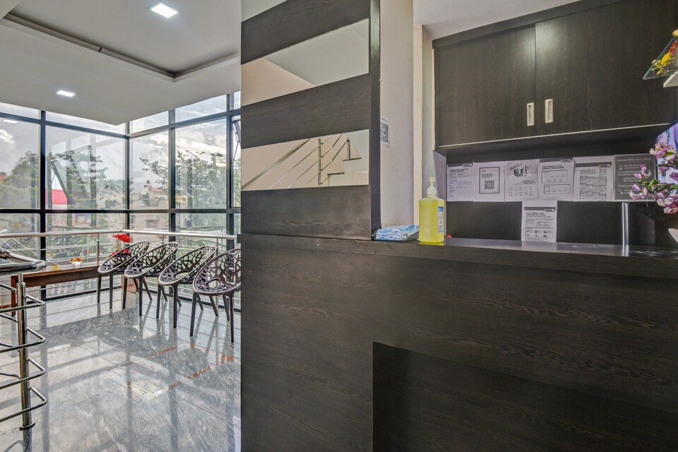 OYO Flagship 83384 Vijaya Grand, Nagarbhavi Bangalore, Bangalore