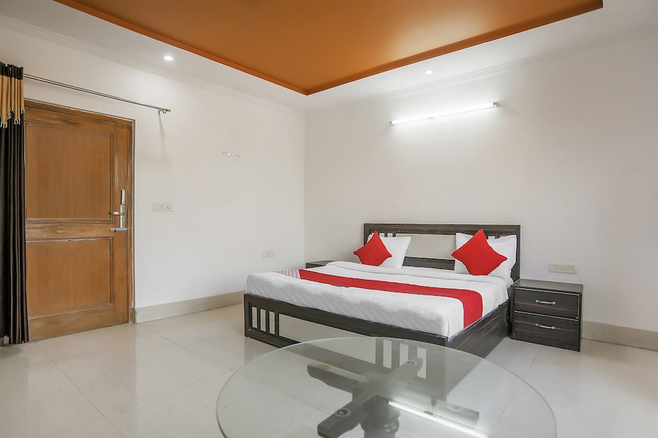 OYO Flagship 83403 The Pacific Hotel, Meerut, Meerut