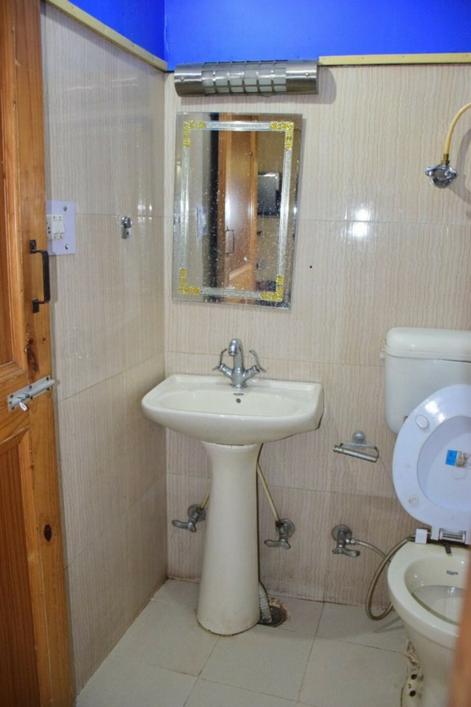 OYO Flagship 83406 Hotel Solang, Mall Road Manali Cluster, Manali