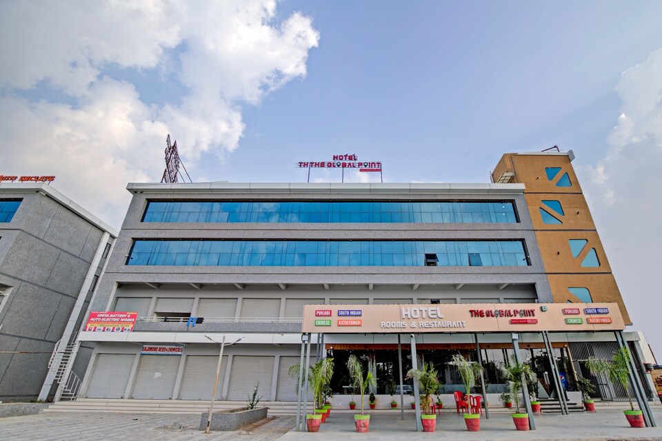 OYO Townhouse 83409 Hotel The Global Point, Mehsana, मेहसाणा