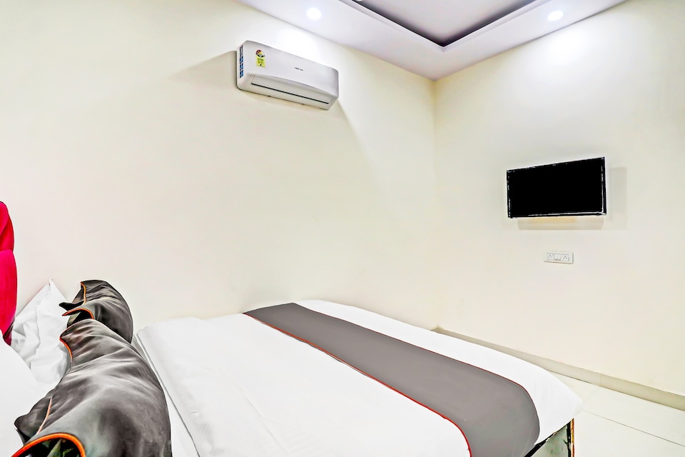 Hotel O Golden Key Inn , North Delhi, Delhi