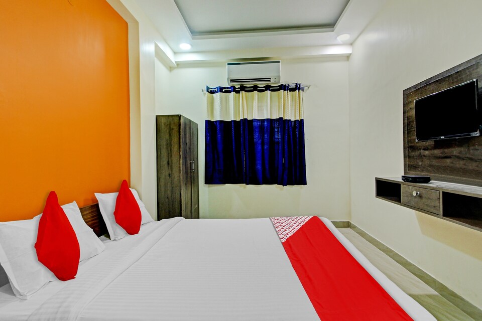 OYO Flagship 83420 The Four Season, Ruby Hospital Kolkata, Kolkata