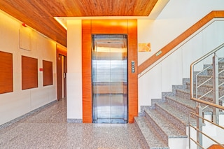 Super Townhouse Indiranagar Formerly Leela Park Domlur