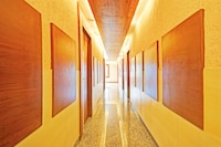 Super Townhouse Indiranagar Formerly Leela Park Domlur