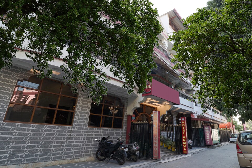 Collection O 83443 Hotel Anmol, Dehradun Railway Station, Dehradun