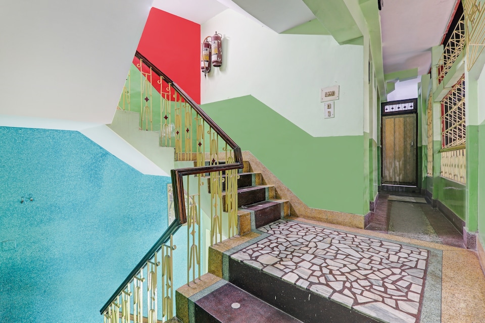 Collection O Hotel Aman Gold, Civil Lines Allahabad, Prayagraj