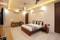 OYO Sector 46 Near Botanic Garden Of Indian Republic