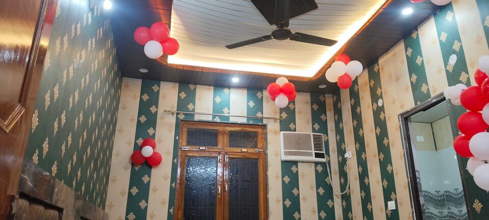 POP HOME 83463 Balaji Palace, Ayodhya, Ayodhya