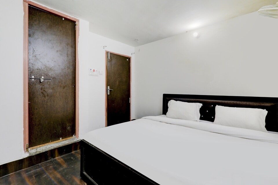 Flagship 83480 The Pulick Inn, Cantt, Varanasi