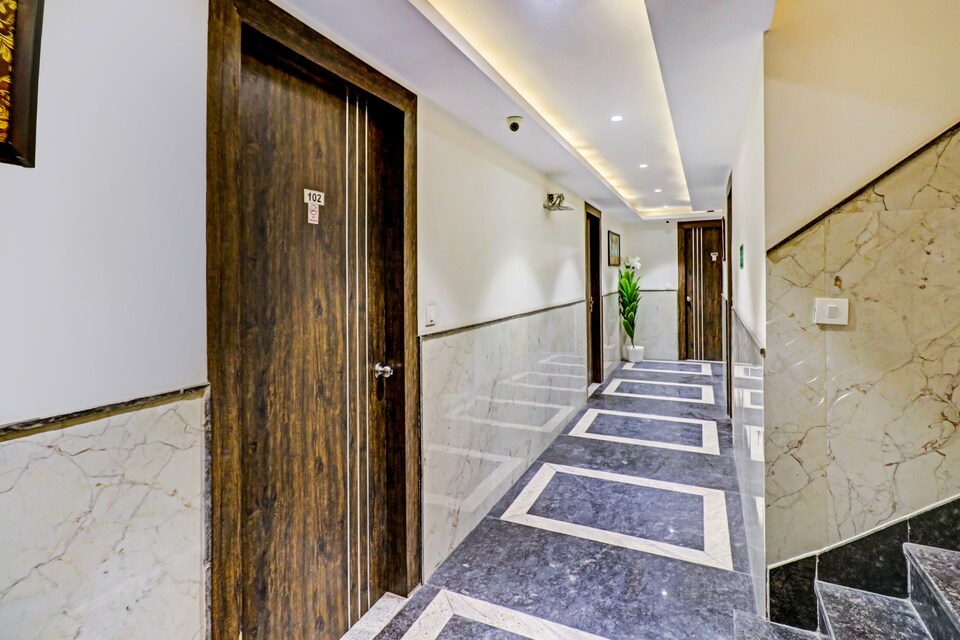 OYO Townhouse 625 Hotel Royal Punjab, Airport Delhi, Delhi Transit