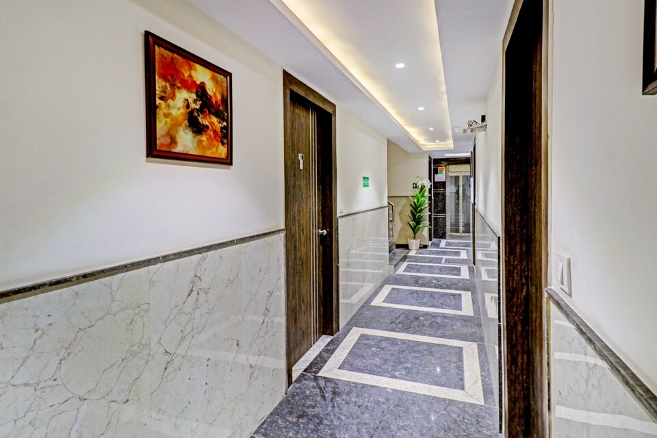 OYO Townhouse 625 Hotel Royal Punjab, Airport Delhi, Delhi Transit