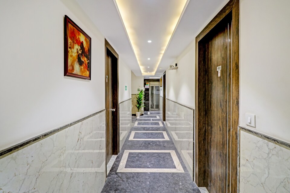 OYO Townhouse 625 Hotel Royal Punjab, Airport Delhi, Delhi Transit
