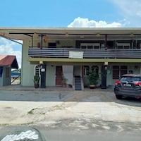 OYO Home 90366 Home Valley Guesthouse Tambunan