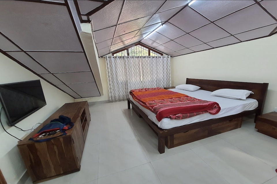 OYO HOME 83494 Family Abode, chotta- shimla cluster, Shimla