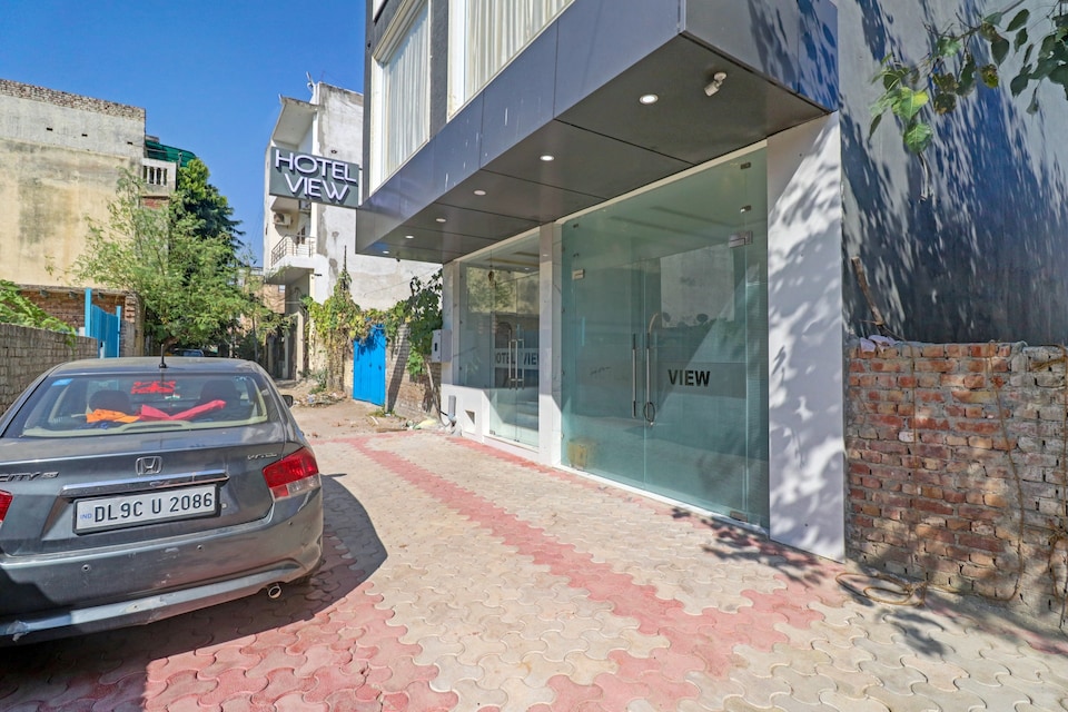 OYO Townhouse 624 Hotel C Suites, Vasant Kunj Delhi, Delhi