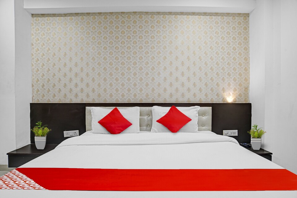 Livw with new code-IND740, Vijay Nagar Indore, Indore