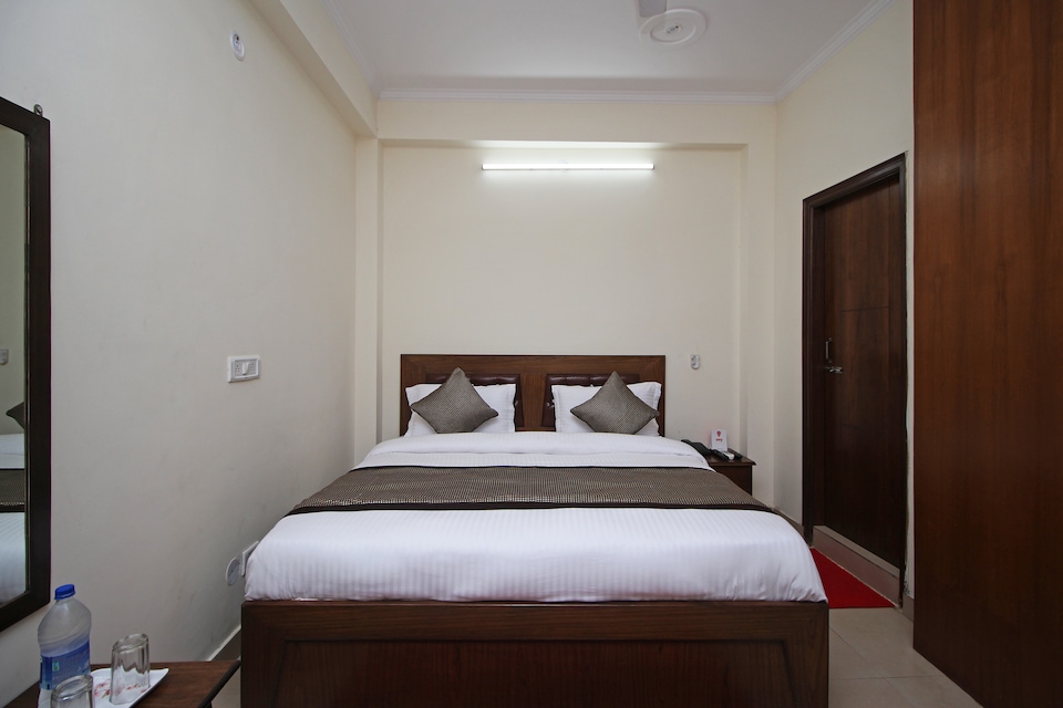 Hotel O Surya Palace, Airport-Dwarka Delhi, Delhi