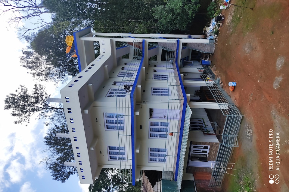 OYO HOME 83528 New Royal Sundaram Homestay, Madikeri, Coorg