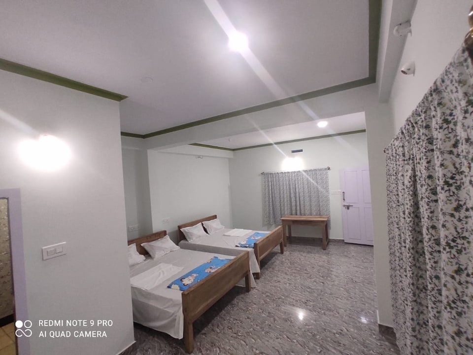 OYO HOME 83528 New Royal Sundaram Homestay, Madikeri, Coorg