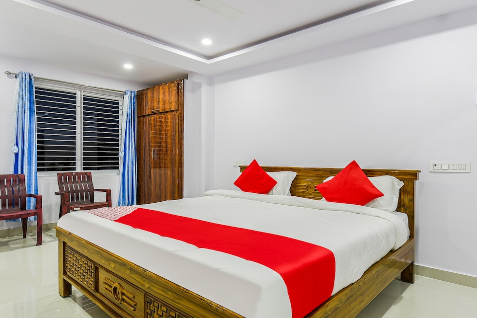 Flagship 83543 Spm Grand, Beach Side Visakhapatnam, Visakhapatnam