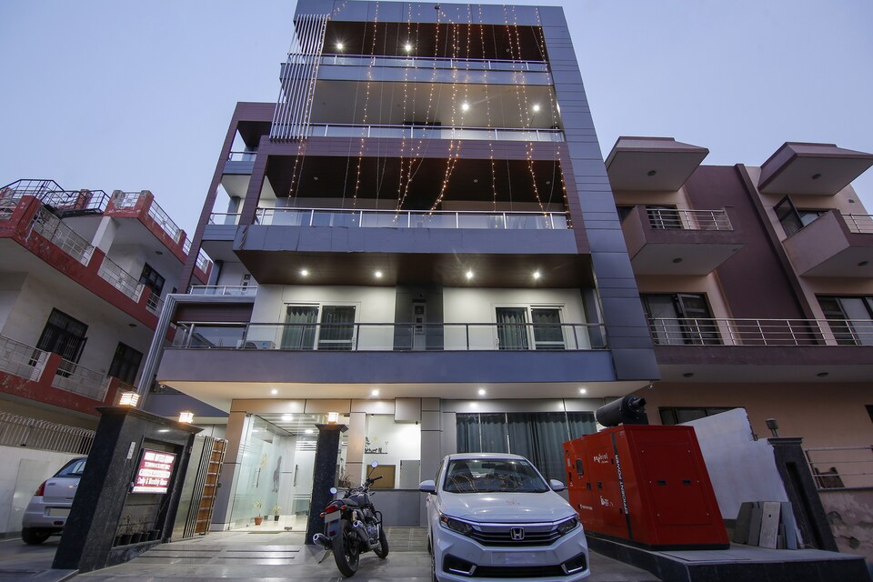 OYO Townhouse 1000 Indian Hotel, Medanta, Gurgaon