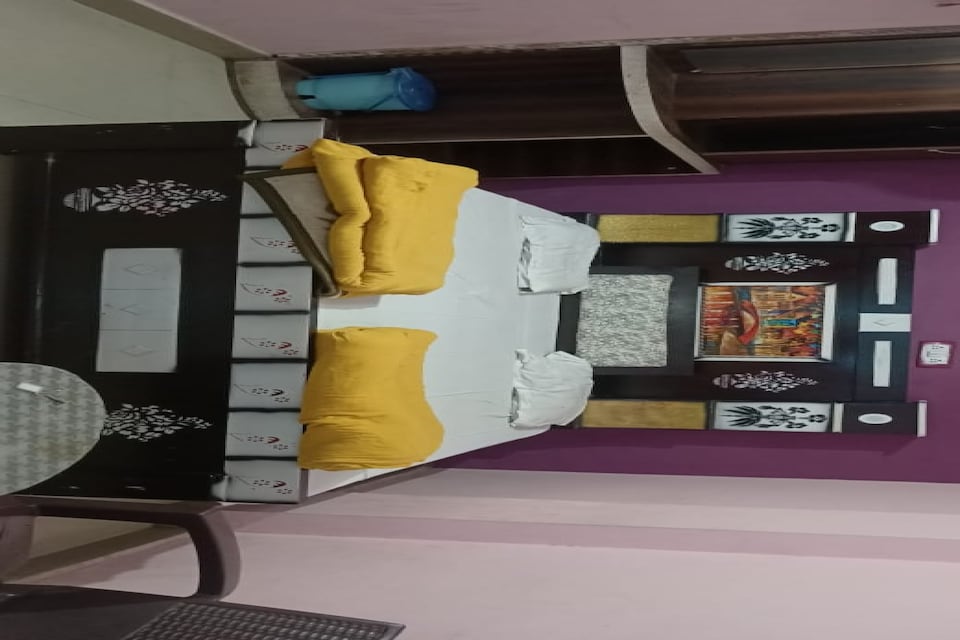 OYO Home Hotel Jagmani Palace Bar & Restaurant, Satna, Satna