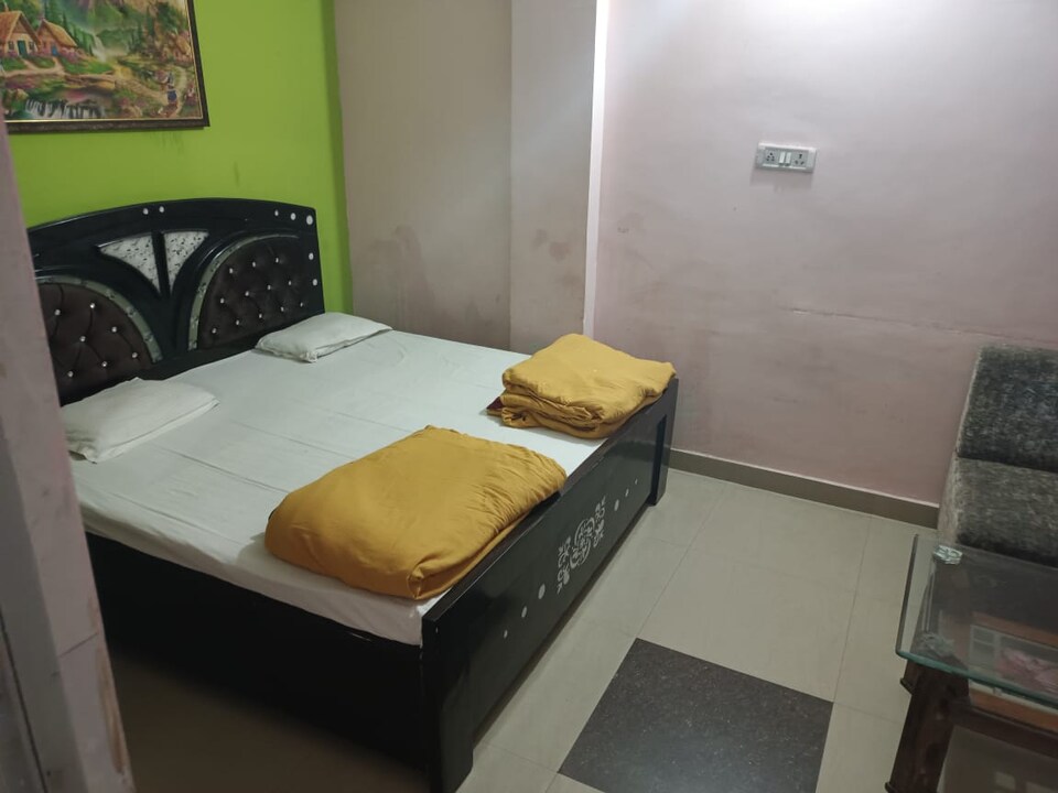 OYO Home Hotel Jagmani Palace Bar & Restaurant, Satna, Satna