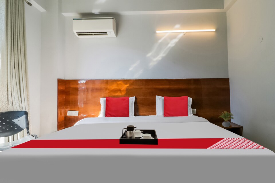 OYO 83602 Blue Cardamom, Golf Course Road, Gurgaon