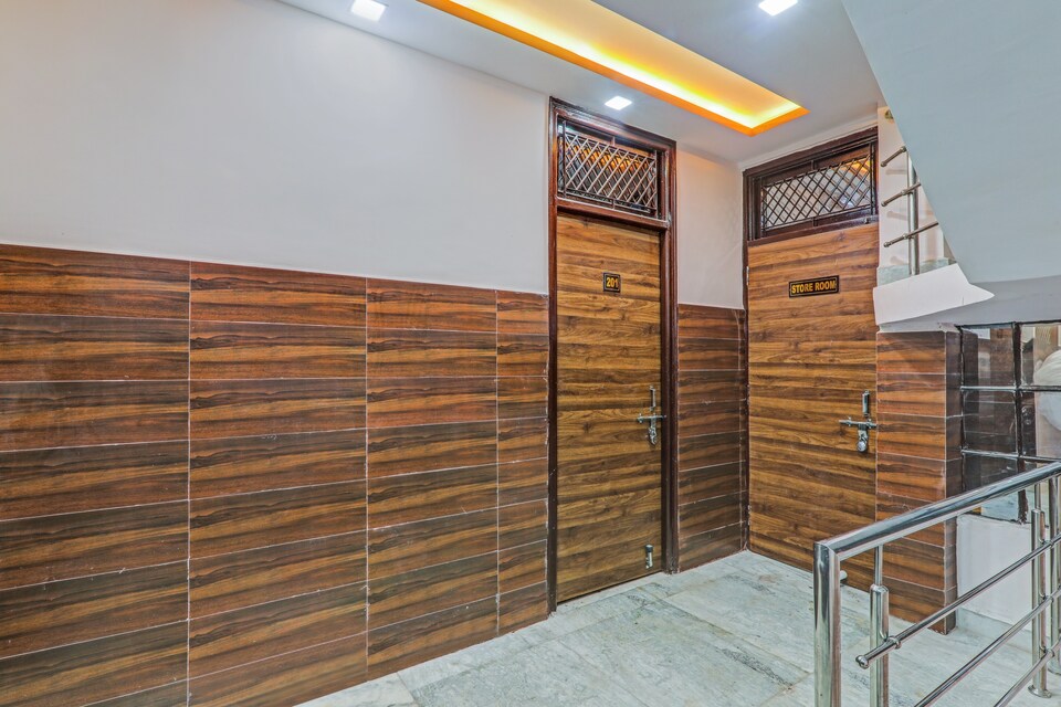 Hotel O Surya Galaxy, IIT Kanpur, कानपुर