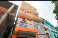 OYO Lake View Hotel